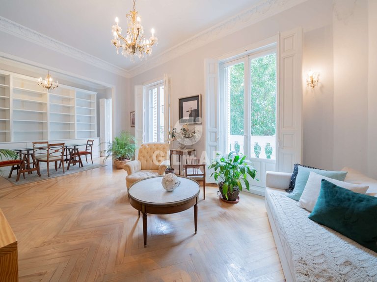 Apartment for Sale in Madrid, Madrid 21