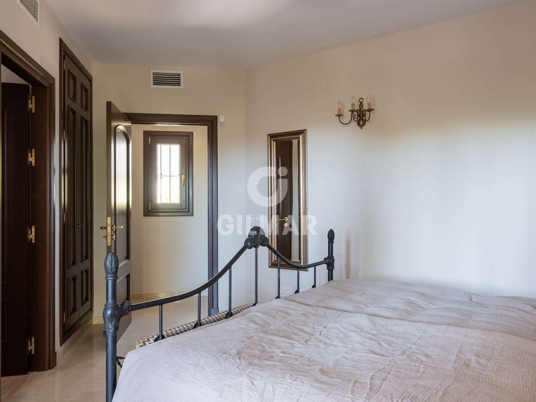 Villa for Sale in Marbella, Malaga 14