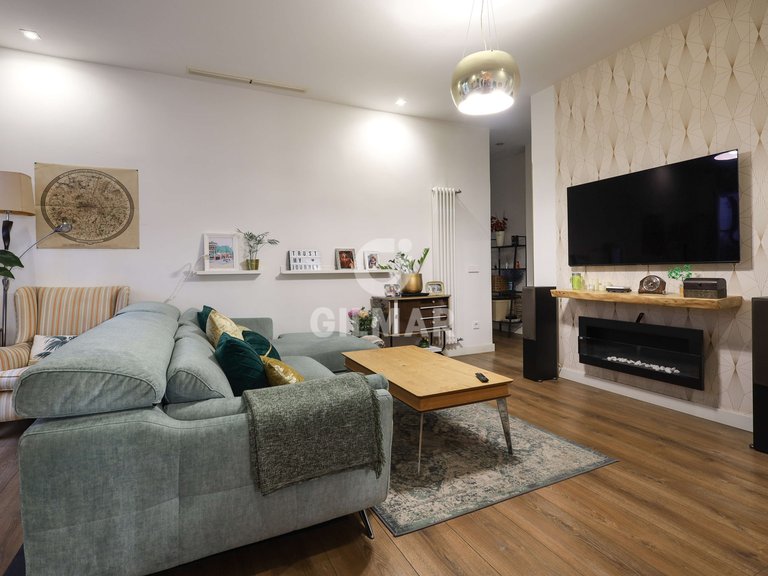Apartment for Sale in Madrid, Madrid 6