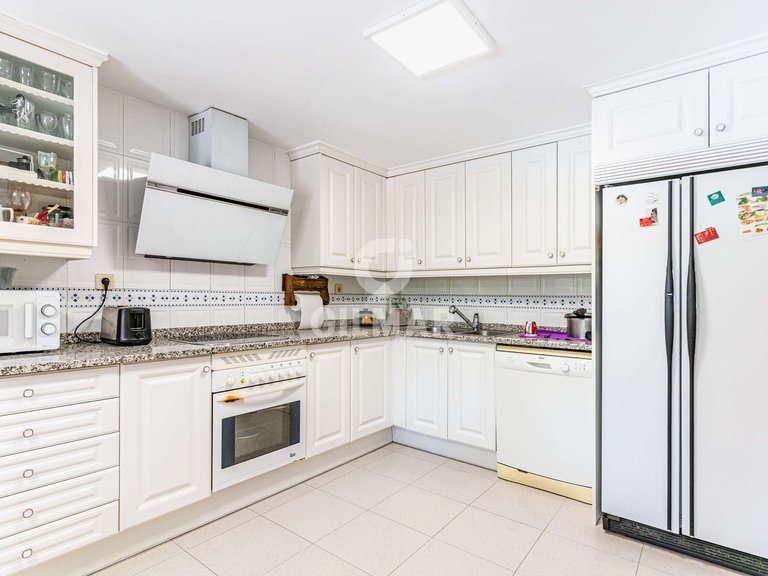 Town House for Sale in Madrid, Madrid 15