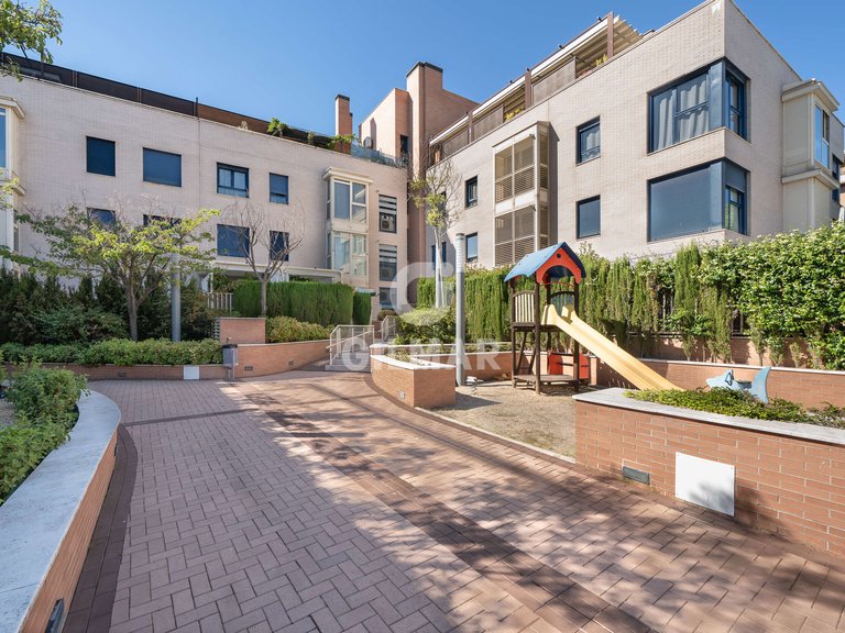 Penthouse for Sale in Madrid, Madrid 3