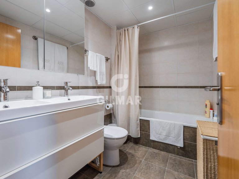 Apartment for Sale in Madrid, Madrid 2