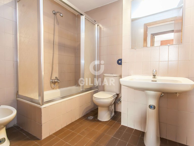 Apartment for Sale in Madrid, Madrid 19