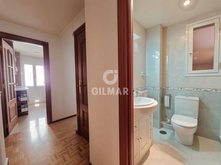 Apartment for Sale in Madrid, Madrid 12