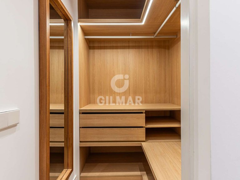 Apartment for Sale in Madrid, Madrid 22