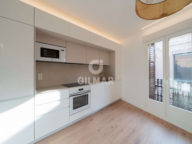 Apartment for Rent in Madrid, Madrid 14