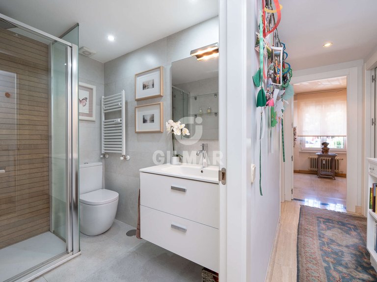 Apartment for Sale in Madrid, Madrid 14