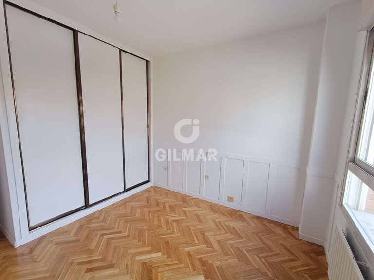 Apartment for Rent in Madrid, Madrid 19