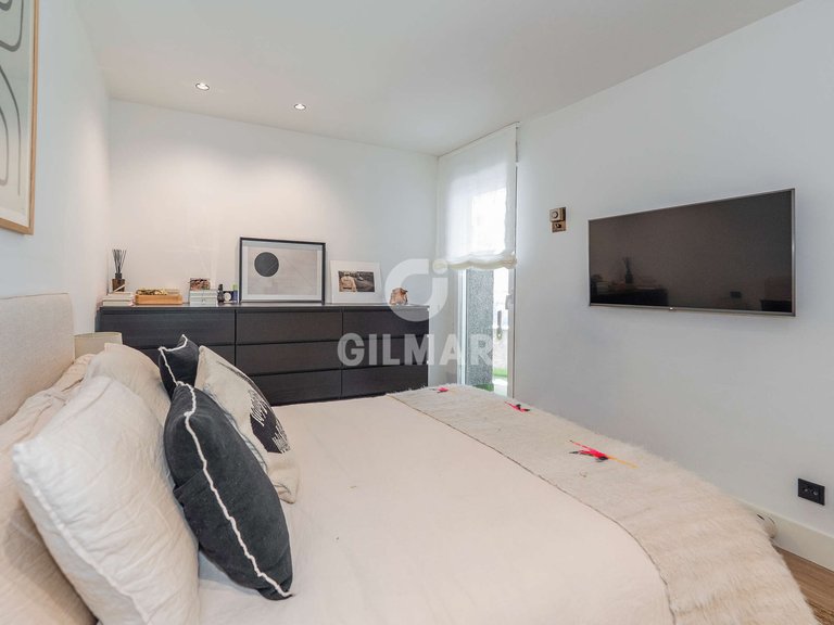 Apartment for Sale in Madrid, Madrid 16