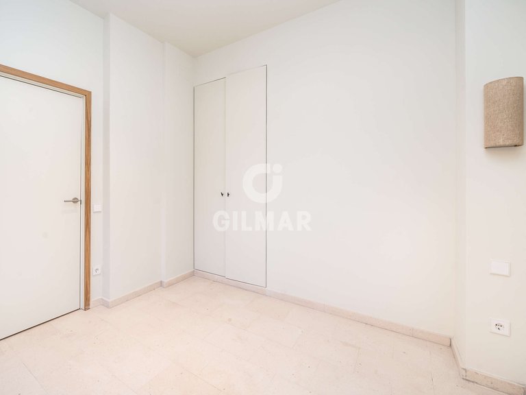 Apartment for Sale in Madrid, Madrid 12