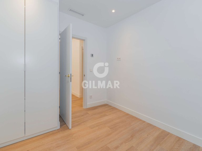 Apartment for Sale in Madrid, Madrid 17