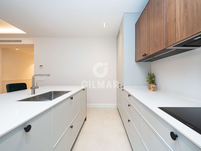 Apartment for Sale in Madrid, Madrid 13