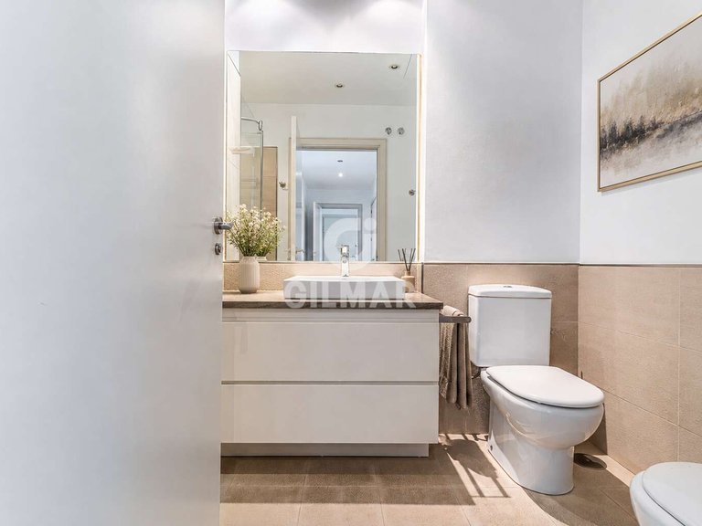 Apartment for Sale in Madrid, Madrid 32