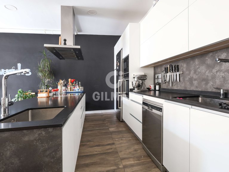 Apartment for Sale in Madrid, Madrid 8