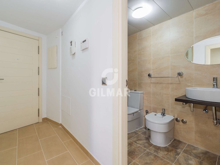 Apartment for Sale in Madrid, Madrid 16