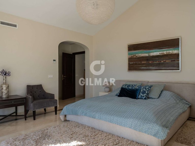 Villa for Sale in Marbella, Malaga 26