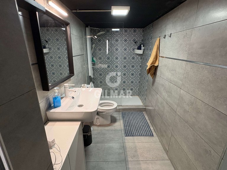 Apartment for Sale in Madrid, Madrid 17