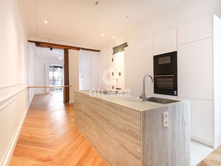 Apartment for Sale in Madrid, Madrid 8