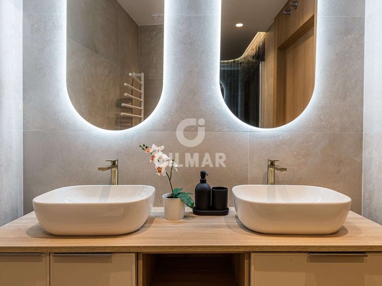 Apartment for Sale in Madrid, Madrid 18