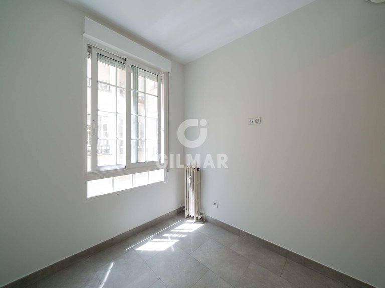Apartment for Rent in Madrid, Madrid 41