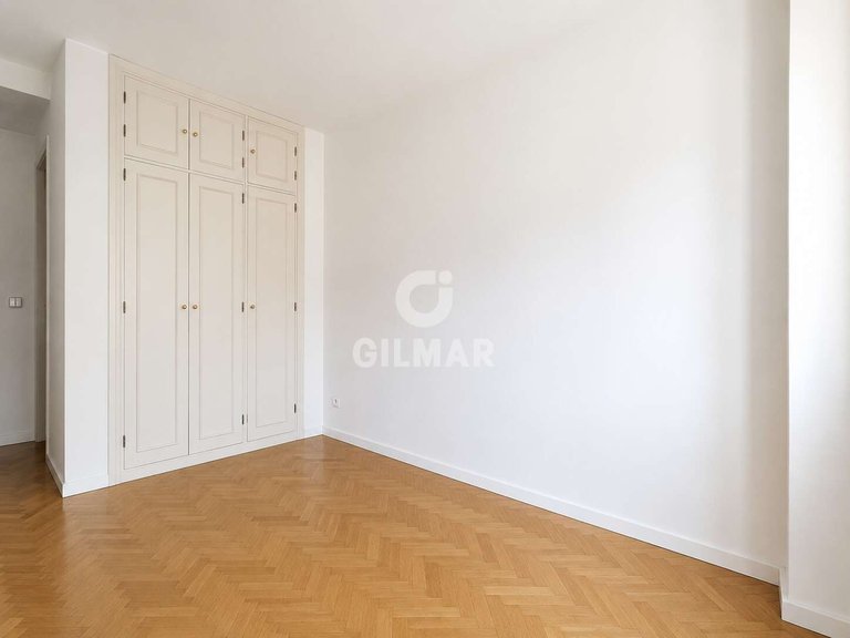 Apartment for Rent in Madrid, Madrid 19
