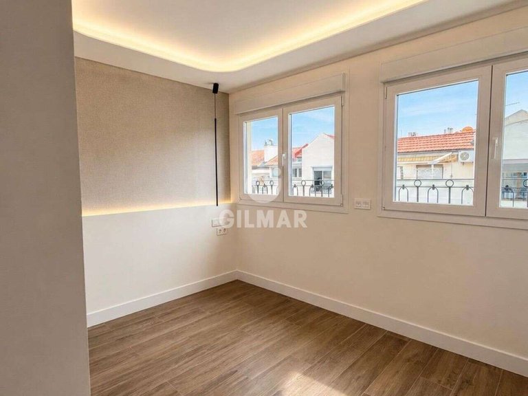 Penthouse for Sale in Madrid, Madrid 8