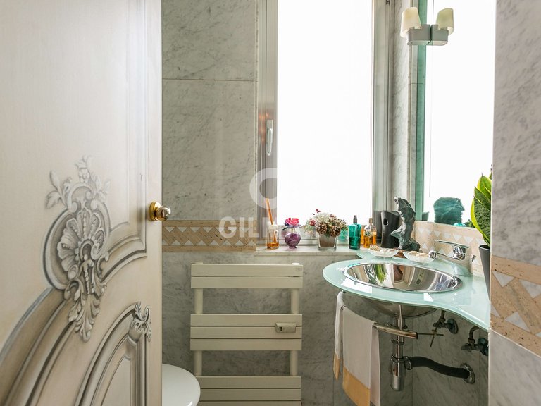 Apartment for Sale in Madrid, Madrid 16