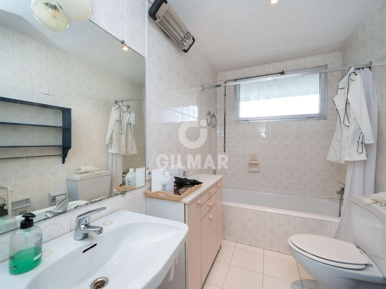 Apartment for Sale in Madrid, Madrid 23