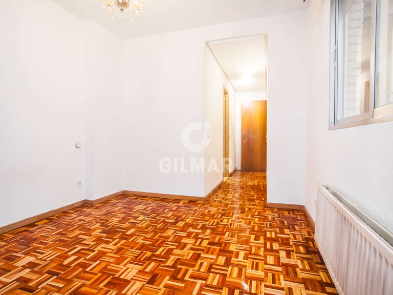 Apartment for Sale in Madrid, Madrid 8