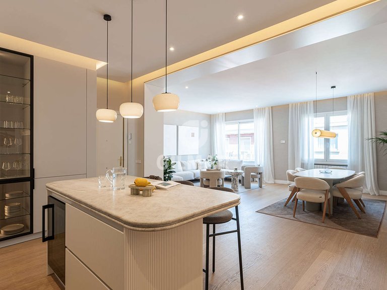 Apartment for Sale in Madrid, Madrid 8