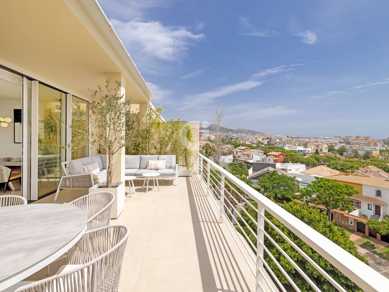 Town House for Sale in BenalmÁdena, Malaga 13
