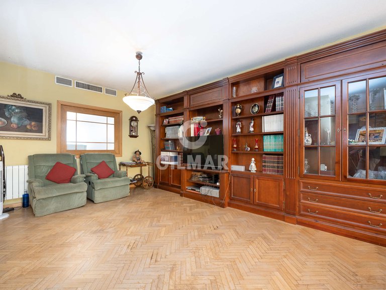 Town House for Sale in Madrid, Madrid 36