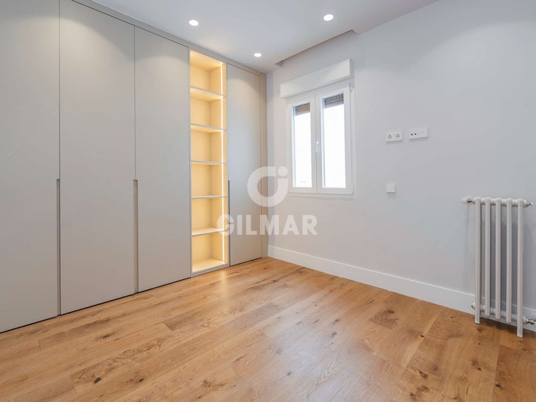 Apartment for Sale in Madrid, Madrid 14