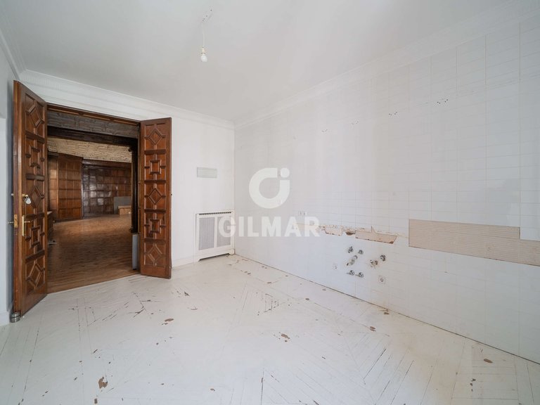 Apartment for Sale in Madrid, Madrid 6