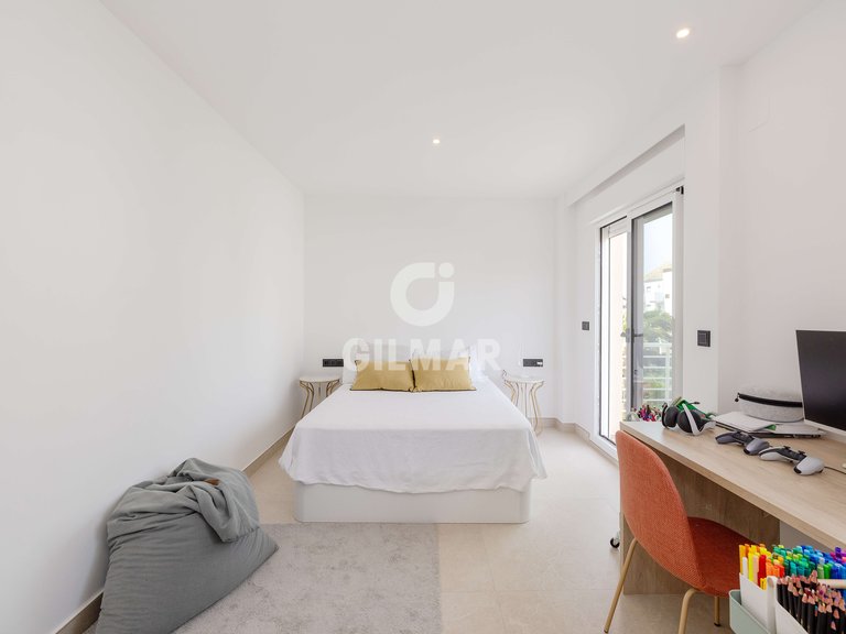 Town House for Sale in BenalmÁdena, Malaga 42