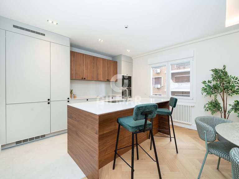 Apartment for Sale in Madrid, Madrid 12