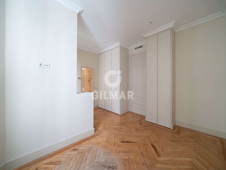 Apartment for Rent in Madrid, Madrid 24