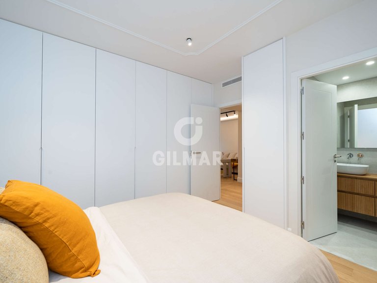 Apartment for Sale in Madrid, Madrid 22