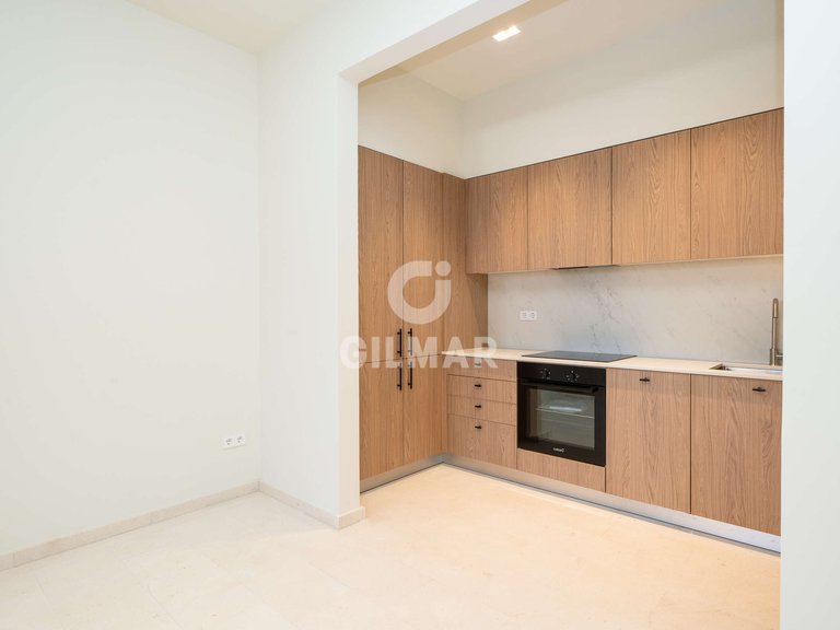 Apartment for Sale in Madrid, Madrid 5