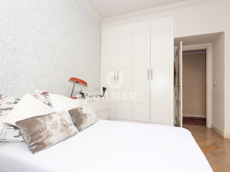 Apartment for Sale in Madrid, Madrid 16