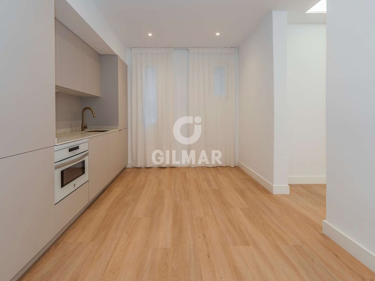 Apartment for Sale in Madrid, Madrid 2
