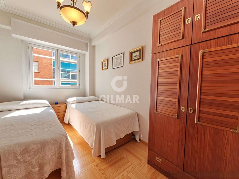 Apartment for Sale in Madrid, Madrid 11
