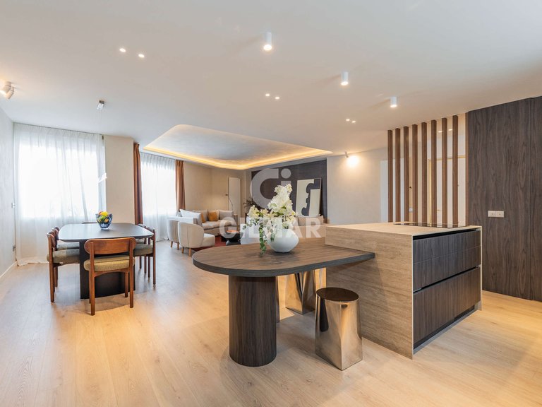 Apartment for Sale in Madrid, Madrid 14