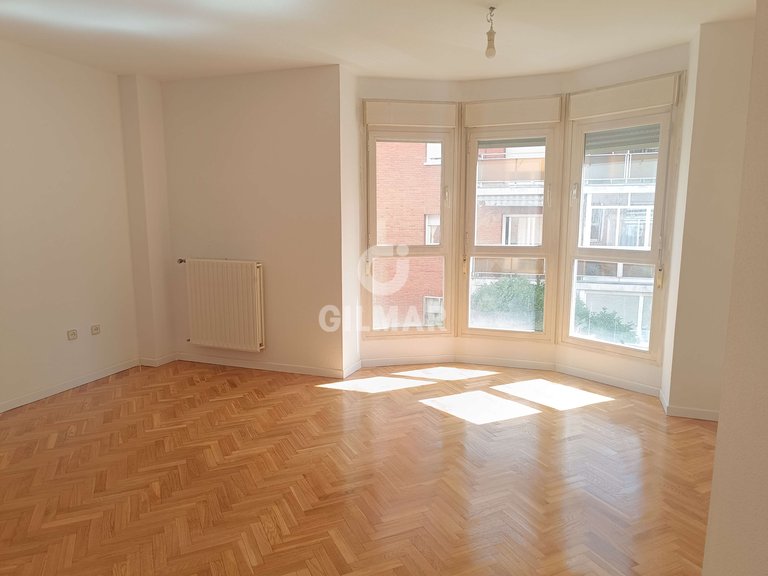 Apartment for Rent in Madrid, Madrid 3