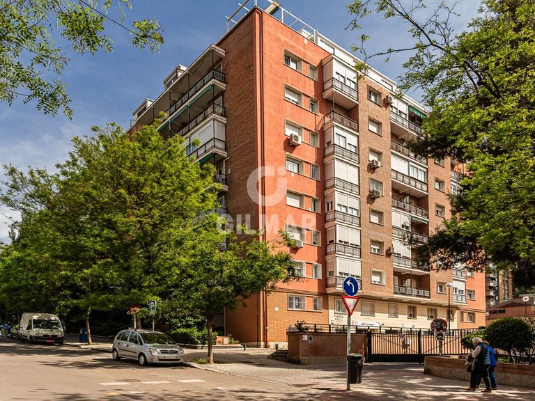 Apartment for Sale in Madrid, Madrid 41