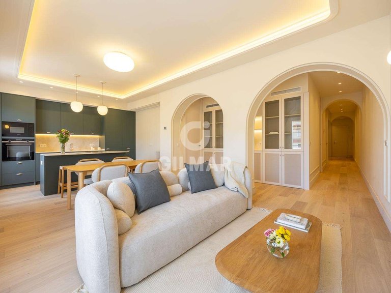 Apartment for Sale in Madrid, Madrid 5
