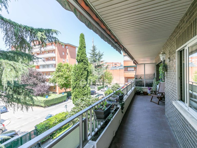 Apartment for Sale in Madrid, Madrid 5