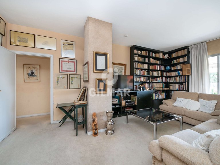 Apartment for Sale in Madrid, Madrid 12