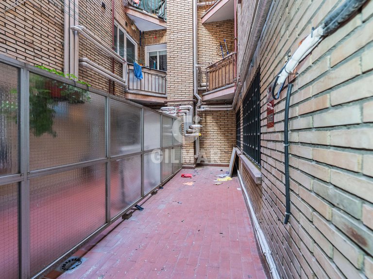 Commercial for Sale in Madrid, Madrid 30