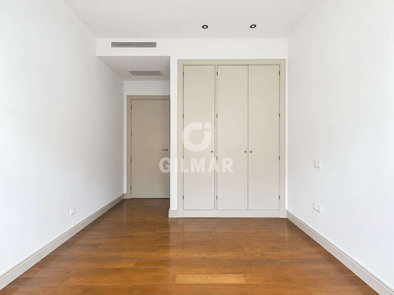 Apartment for Sale in Madrid, Madrid 31